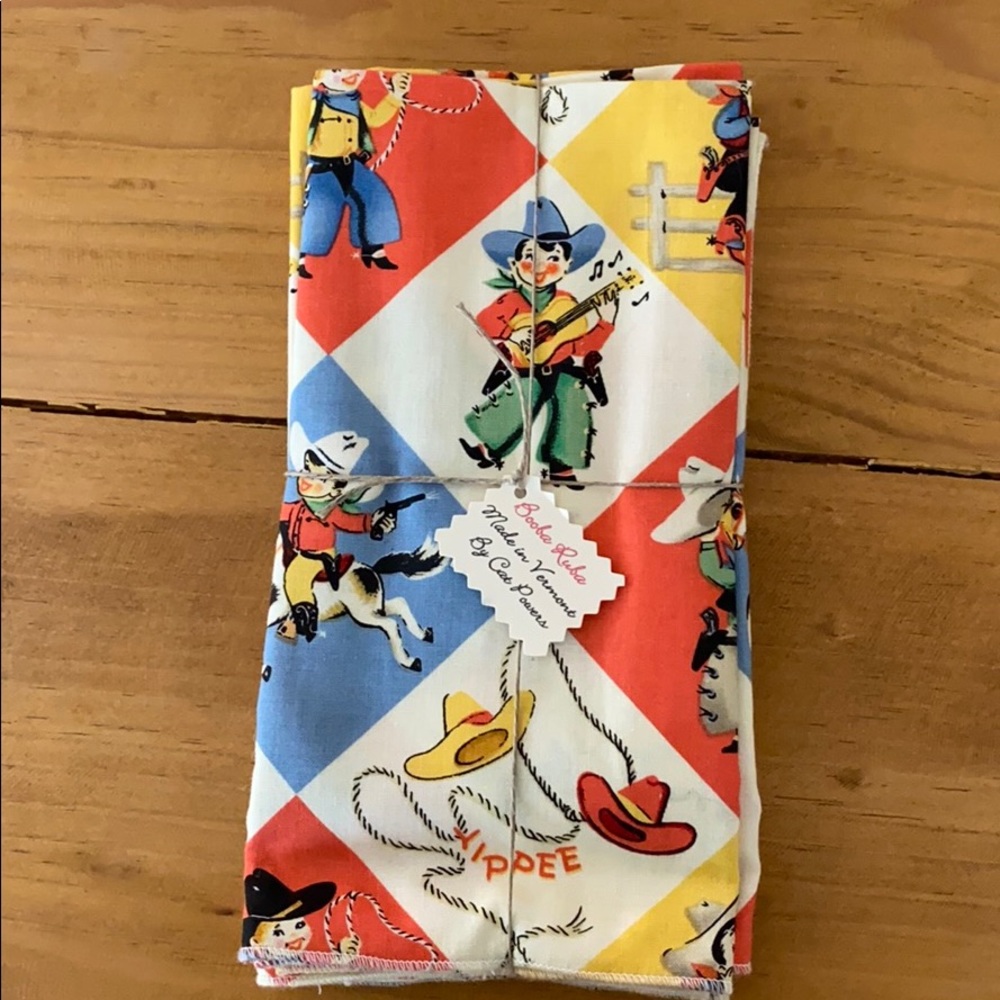 NWT set  cowboy cloth napkins